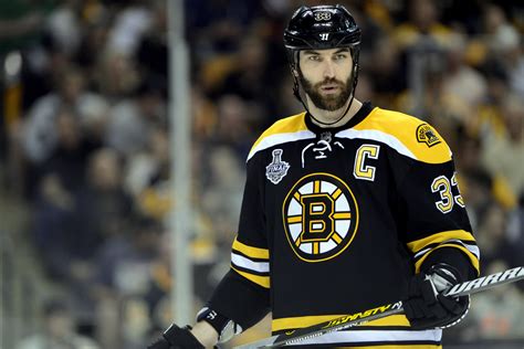 Zdeno Chara Shows Class Once Again By Attending Marian Hossas Stanley
