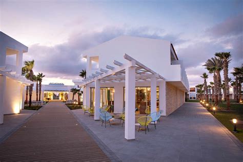 Find hotel deals in seconds Robinson Club Cabo Verde - Kaapverdie.nl