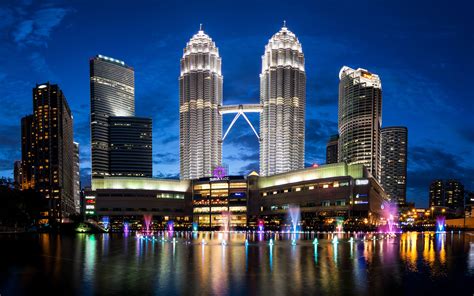 Download Malaysia Petronas Towers Night Skyscraper Man Made Kuala