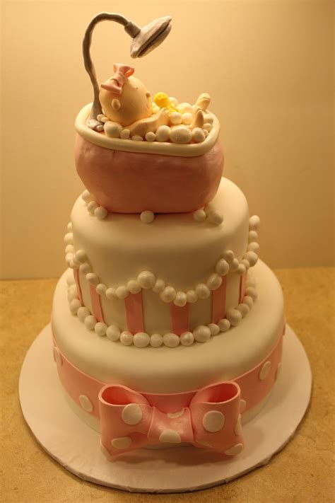 The brands that make baby bathtubs use good quality materials to add durability to the products. Bathtub Baby Shower Cake
