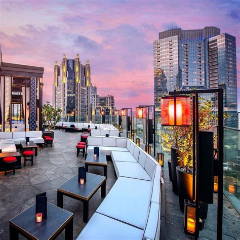 17 Rooftop Di Jakarta Restoran Dan Bar Hits Flokq Coliving Jakarta Blog