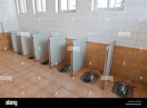 Chinese Squat Toilet