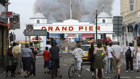 Weston Super Mares Grand Pier Fire Remembered Bbc News