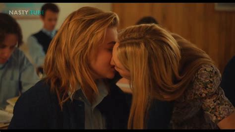 Chloe Grace Moretz Lesbian Kissing Kiss Scene Chloe Grace Kissing Scene Part 2 Youtube