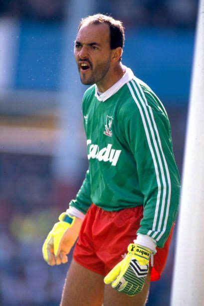 Liverpool Goalkeeper Bruce Grobbelaar In 1988 Liverpool Football Liverpool Soccer Liverpool