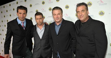 Find Out 47 Facts On Father Alec Baldwin Brothers They Missed To Tell You