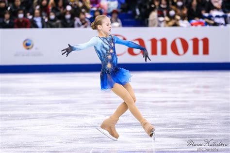 Pin by elaine on figure skaters | Figure skater, Figure 
