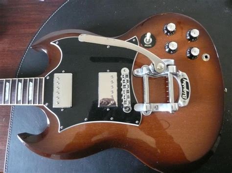 Pose D Un Bigsby B Sur Une Sg Classic Accessoires Et Lutherie