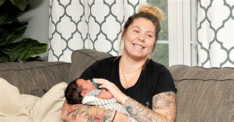 Teen Mom 2s Kailyn Lowry Shows Off New Baby