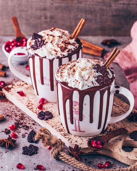 🍫 Hot Chocolate Mugs With Whipped Coconut Cream To Warm Up On This Cozy Evening 😍 ️ Who Wants