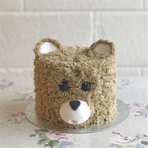 This Charming Teddy Bear Cake Looks Like You Could Cuddle It Great