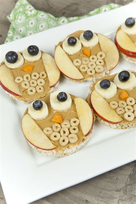 Make a quick smoothie with frozen fruit, yogurt and juice. Fun Food For Kids: Owl Rice Cakes | Healthy Ideas for Kids
