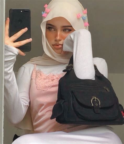 Hijab Pfp😀 Hijabi Style Hijabi Outfits Hijabi Aesthetic Aesthetic