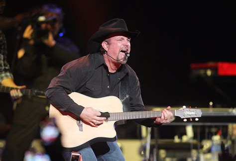 Garth Brooks Launches Music Download Service St Louis Public Radio