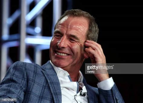 Robson Green Photos Photos And Premium High Res Pictures Getty Images