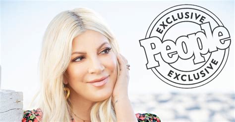 Bh90210s Tori Spelling On Plastic Surgery ‘im Constantly Reading