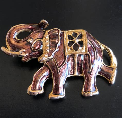 Vintage Elephant Scarf Pin Elephant Lapel Brooch Pin Etsy Vintage