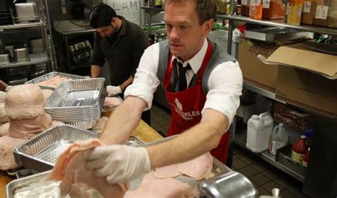 neil patrick harris and bella thorne serve up turkey to the homeless for thanksgiving her ie