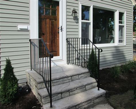 In our exterior iron railings design galleries, you will find many examples of our custom we use a variety of metal materials such as wrought iron, galvanized iron, aluminum, bronze, stainless steel, and glass or combinations thereof. Exterior Step Railing Gallery