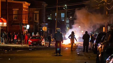 Riot Fire Breaks Out In Newburgh Police Say Armed Man Was Killed