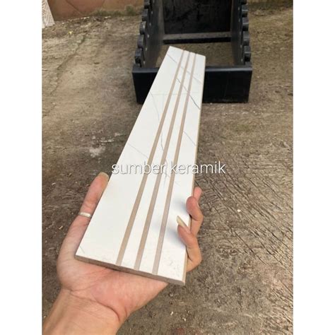 Jual List Plint Granit 10x60 Potenza White Stepnosing Shopee Indonesia