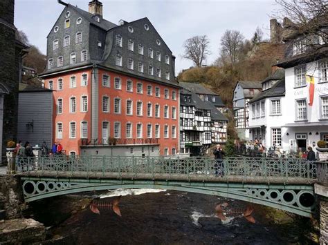 To ask other readers questions about das rote haus in monschau, please sign up. Rotes Haus - Monschau, Aachen | Wandertipps & Fotos | Komoot