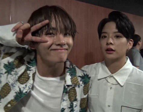 Pin By Uwu Kookies On Amber Liu Amber Liu Kim Taehyung Korean Idol