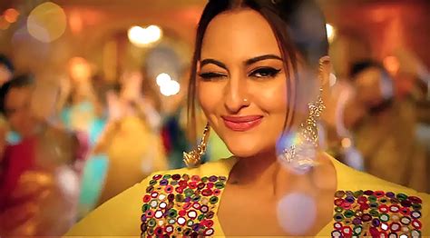 Khandaani Shafakhana Box Office Collection Day 1 Fatal Blow To Sonakshi Sinhas Film Earns Rs