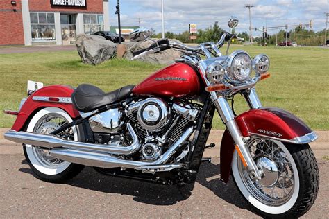 Check out the new softail® deluxe and see if your eyes have ever felt better. 2019 Harley-Davidson® FLDE Softail® Deluxe (Wicked Red ...