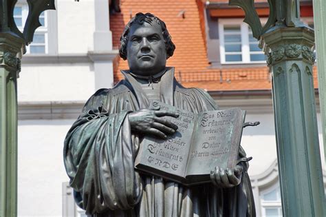 Wittenberg Lutherdenkmal Auf Dem Marktplatz Wittenberg L Flickr