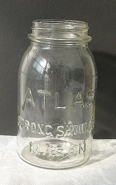 Atlas Strong Shoulder Vintage Clear Quart Fruit Jar
