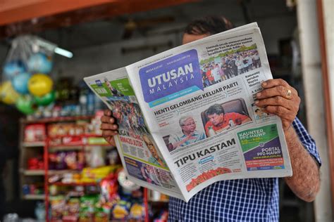 All online, english, malay, chinese, indigenous, tamil, and arabic newspapers. Utusan shuts down; M'sia's oldest Malay language daily ...