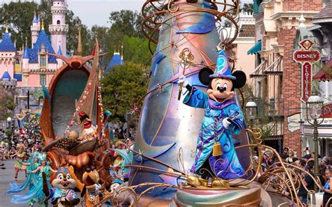 You Can Now Watch Disneylands Magic Happens Parade From Home Travel