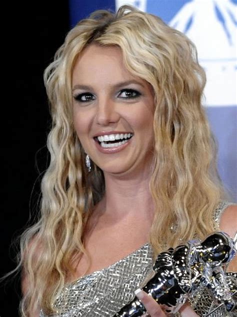 More than 4000 photos and all of them in uhq/hq! Britney Spears debuts racy new single; Claire Danes, Hugh ...