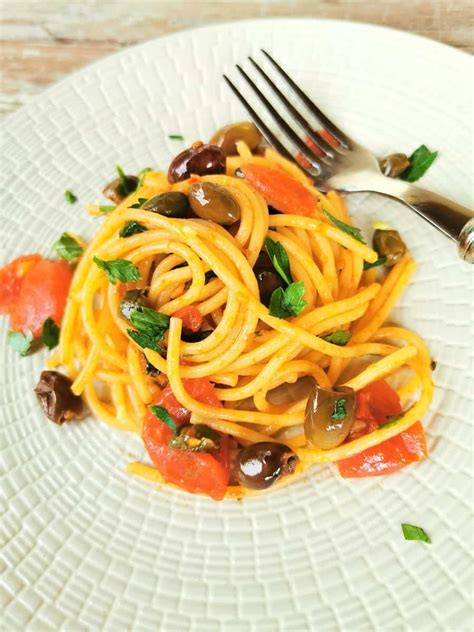 Spaghetti Alla Puttanesca Authentic Recipe The Pasta Project