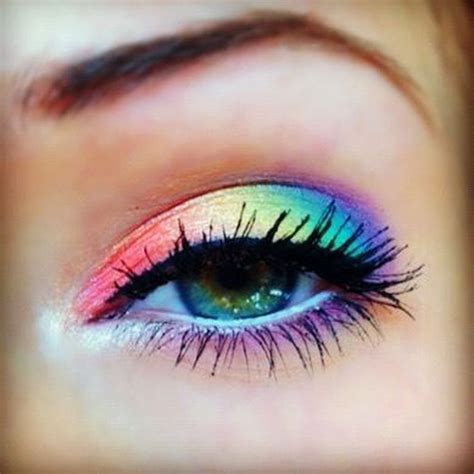 38 Beautiful Rainbow Makeup Ideas Coloring Your Day Fashionmoe