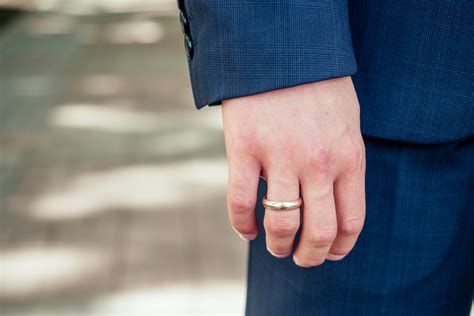 Https://favs.pics/wedding/do You Wear Your Wedding Ring Or Different Cheaper Ring