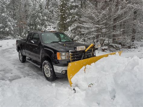 Snowplow Services Reliable And Professional Driveway Plowing