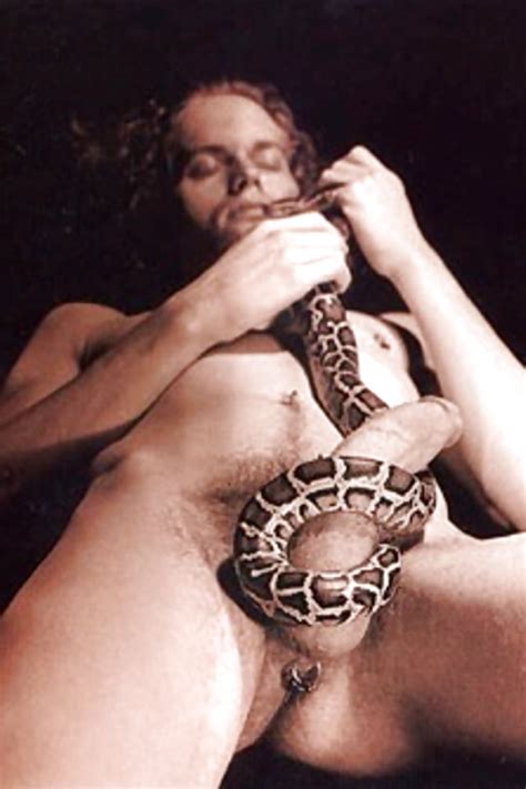 Snake Fucking Huge Naked Bums Xxx Porn