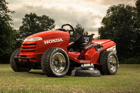 Video 109 Hp Honda Lawn Mower Goes 0 60 Mph In 4 Seconds