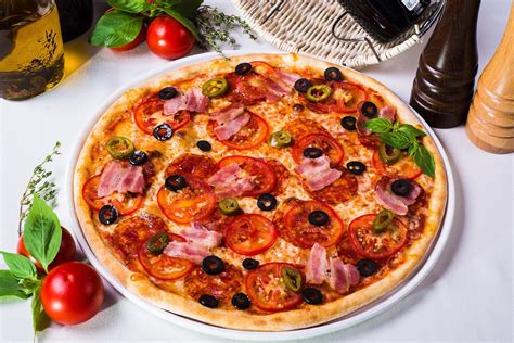 Food Pizza Hd Wallpaper