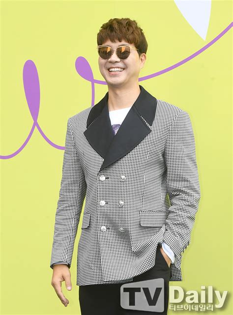 May 24, 2021 · 박수홍, 불안감 호소 다홍이가 내 곁을 떠나면… 표시 실수…환자 멀쩡한 다리 절단한 병원 한예슬, 10살 연하 남친 '호스트' 출신 의혹에 분노 박수홍, 친형과 분쟁 인정 "답변 없다면 더이상 가족 아냐" 전문