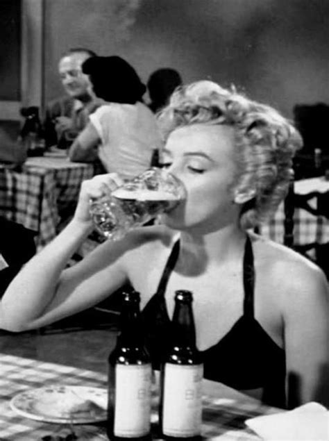 Drinking Beer Marilyn Monroe Photos Norma Jean Marilyn Monroe Marilyn