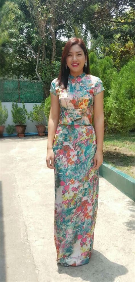 Pin By Saung Nge On Myanmar Dress Myanmar Dress Design Traditional