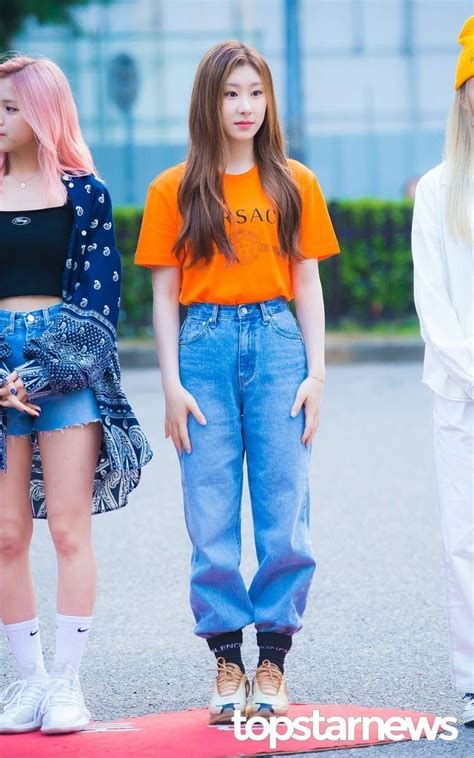 Chaeryeong Korean Airport Fashion Kpop Outfits Itzy