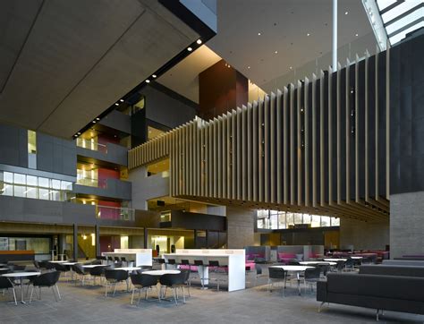 Knowledge in building and maintaining. John Henry Brookes Building, Oxford Brookes University ...