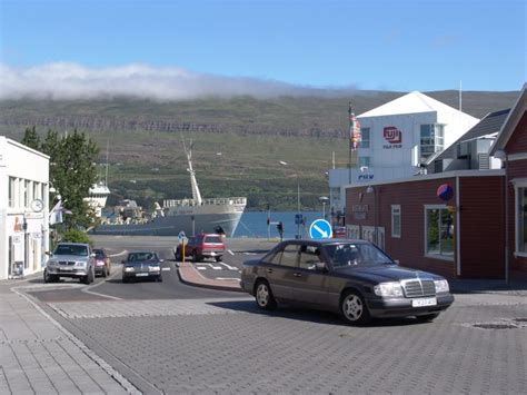Akureyri Iceland Fileiceland Akureyri 4955 Wikimedia Commons