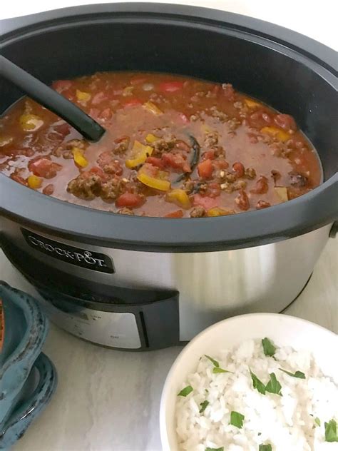 This easy soup tastes just like stuffed peppers. Slow Cooker Stuffed Pepper Soup