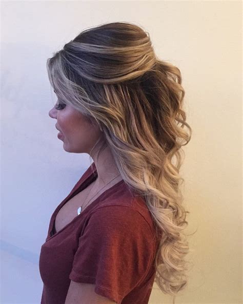 Completely I Love With This Curly Bouffant Style Hair By Goldplaited