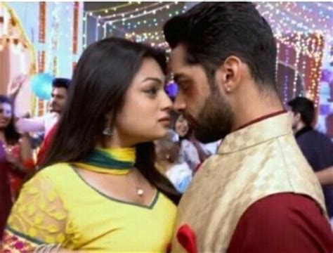 Mehek and shaurya were absolutely loved as by the audience as a couple in the zee tv series zindagi ki mahek. Zindagi Ki Mehek: Shaurya and Mahek romance in front of ...